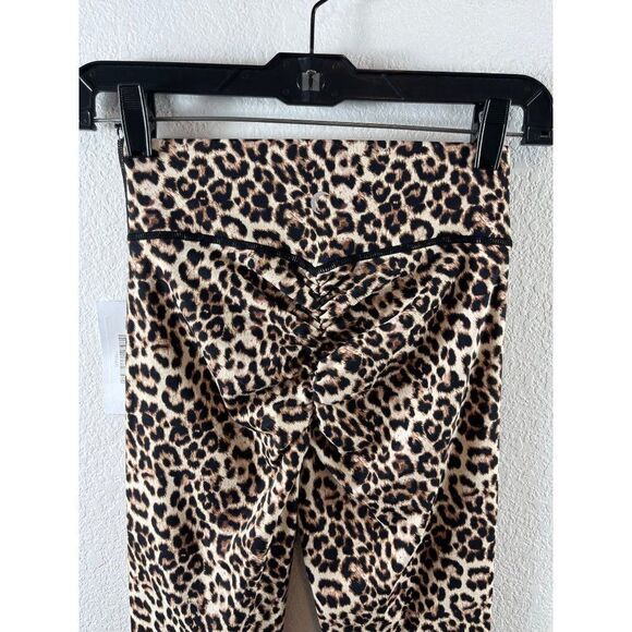 ZYIA Active Leopard Brilliant Scrunchy What Hi-Rise 7/8 Leggings Size 4 Tan - Picture 3 of 7